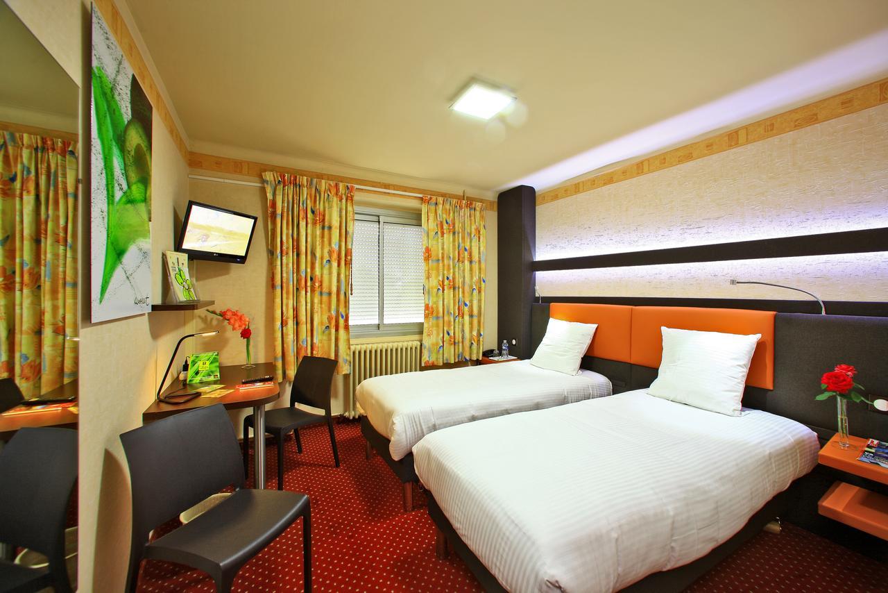 Le Point Du Jour Hotel La Roche-sur-Yon Kültér fotó