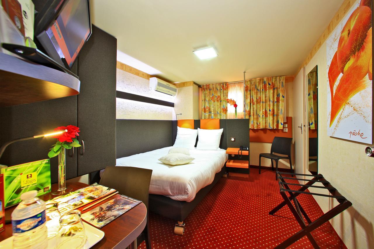 Le Point Du Jour Hotel La Roche-sur-Yon Kültér fotó